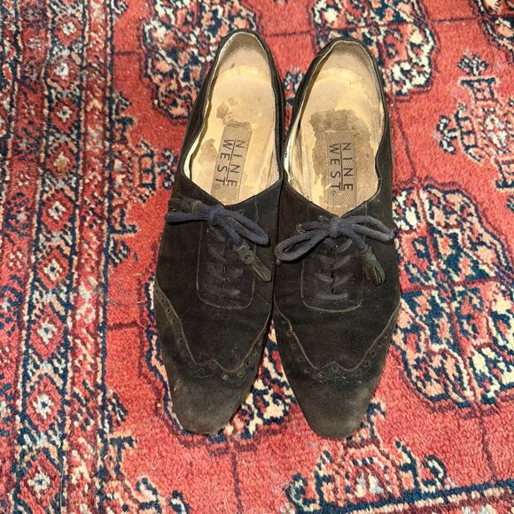 HALLOWEEN WITCH SHOES Nine West 6.5 Black Suede Shoes Cond. HORRIBLE - Picture 1 of 6
